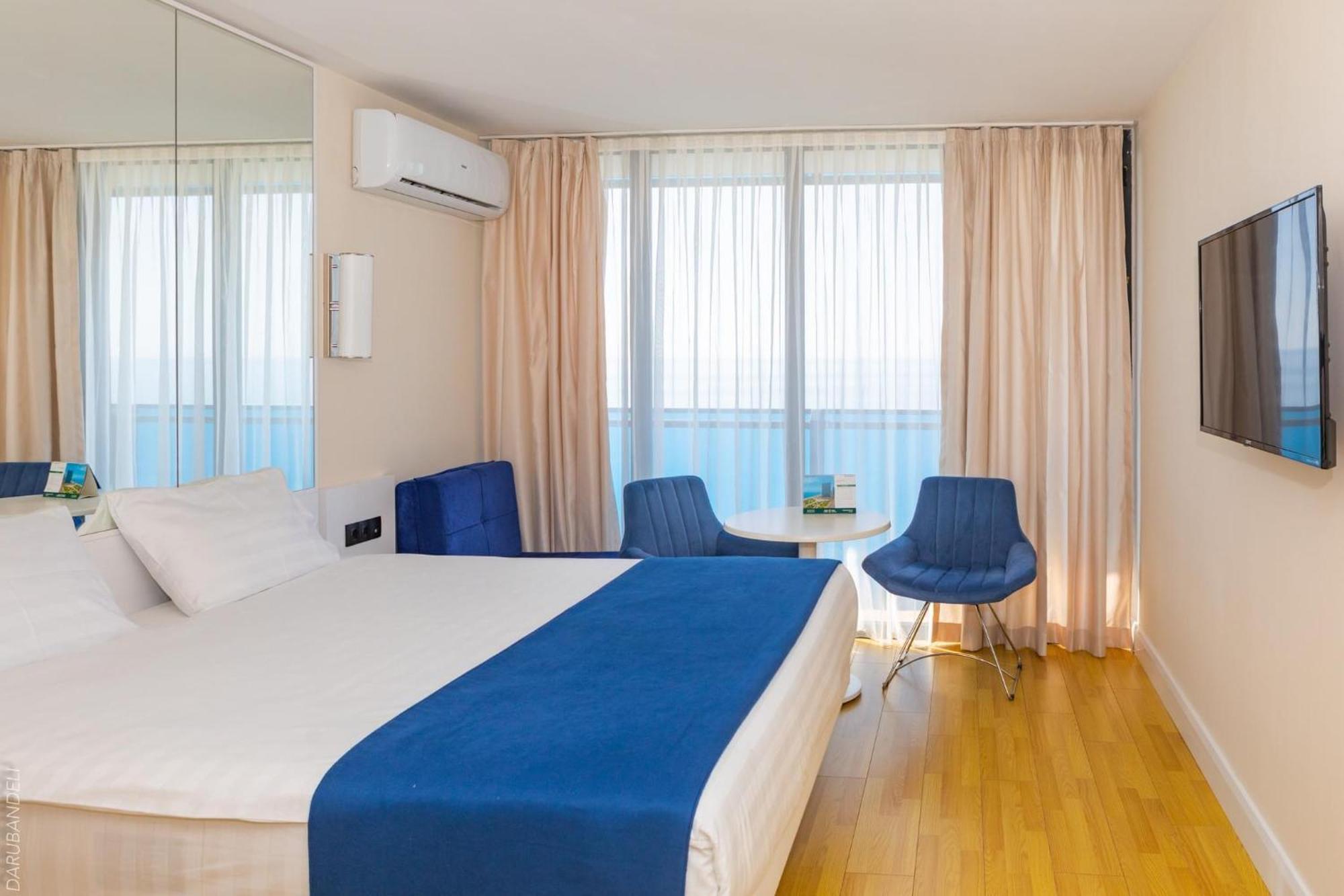 Panorama Sea View Central City Batumi & Aparthotel Dış mekan fotoğraf