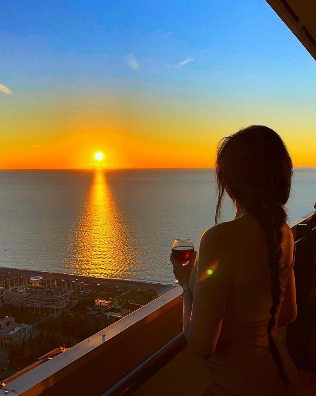 Panorama Sea View Central City Batumi & Aparthotel Dış mekan fotoğraf